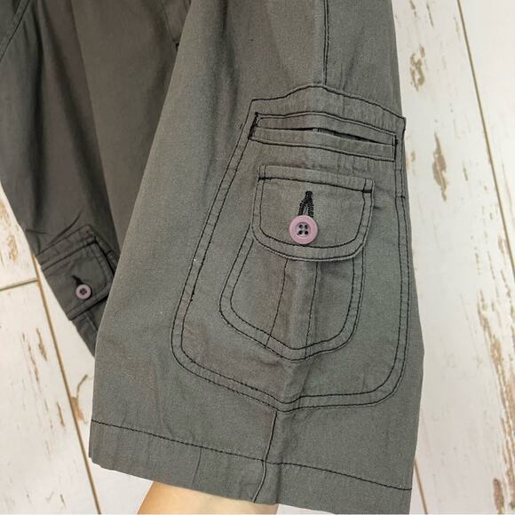 NWT North River Outfitters, Cargo Bermuda Shorts. Size 16. Dark Grey - Picture 8 of 9